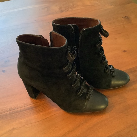 Beautiful See by Chloe booties. - Picture 2 of 5